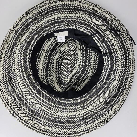 Hinge Two Tone Panama Hat Black White Wide Brim Woven Straw Pom Pom Summer NWOT - Picture 6 of 16